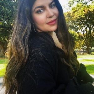 Meet your Posher, Iskra